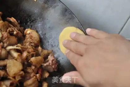 Make A pot chicken step 6