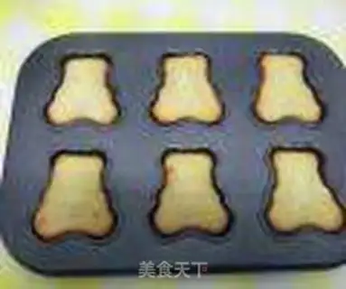 Make Bear cake step 9