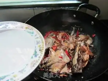 Make They burn fish heads step 6