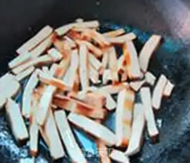 Make Chili fried fragrance step 2