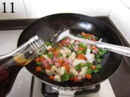 Make Five-coloured dragonfish step 10