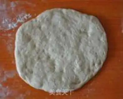 Make Meat pine buns step 4