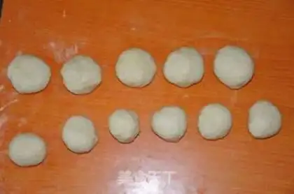 Make Meat pine buns step 6
