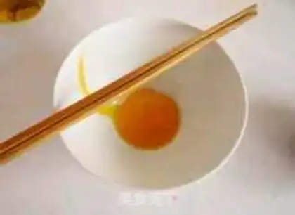 Make Homemade salad sauce step 1