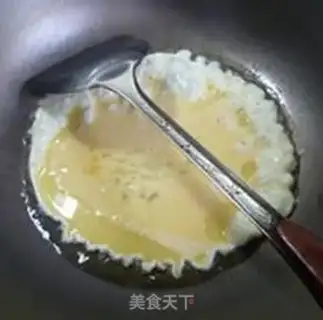 Make Onion fried duck eggs step 8