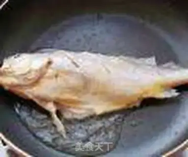 Make Big yellow fish step 2