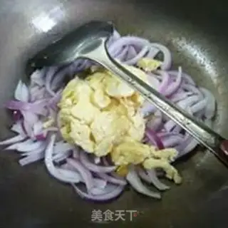 Make Onion fried duck eggs step 10