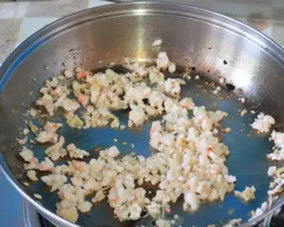 Make Onion shrimp sauce and wheat noodles step 9