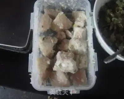 Make Pork sticker step 0