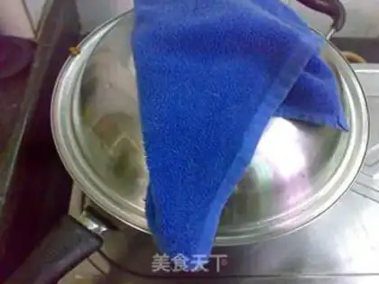 Make Onions for fried eggs step 5