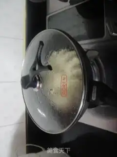 Make Pork sticker step 4