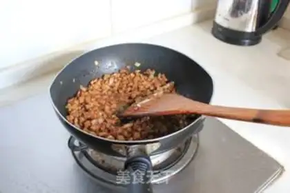 Make A bacon pizza with pasta step 10