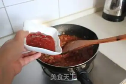 Make A bacon pizza with pasta step 12