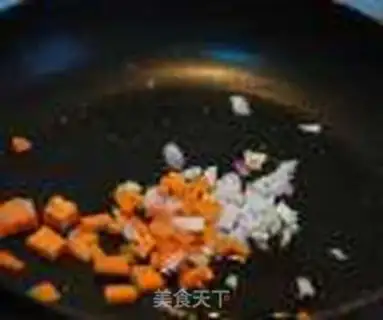 Make Weenie egg fried rice step 1