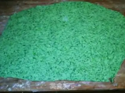 Make Onion spinach roll step 7
