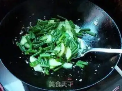 Make Garlic onion fried cucumber step 6