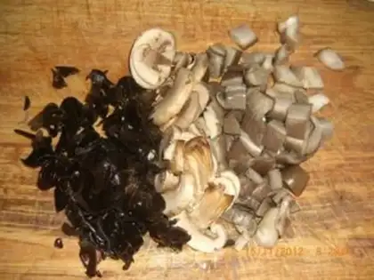Make Fresh beef noodles step 1