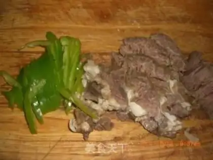 Make Fresh beef noodles step 5