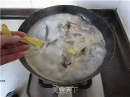 Make Salmon tofu soup step 8