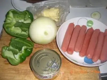 Make Sausage pizza step 1