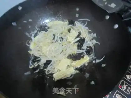 Make The mashed bean sprouts step 7