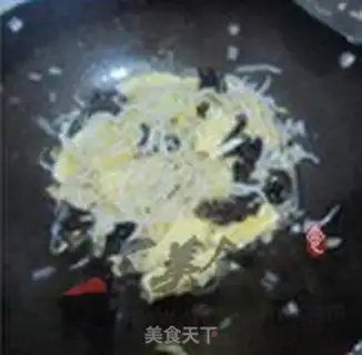 Make The mashed bean sprouts step 8