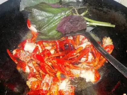 Make A greasy purple lobster step 4