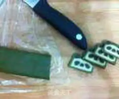 Make Panda cookies step 11