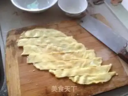 Make A silk egg step 3