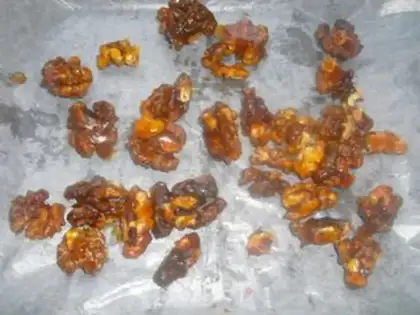 Make Amber walnuts step 5