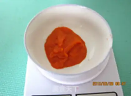 Make Carrot cake step 1