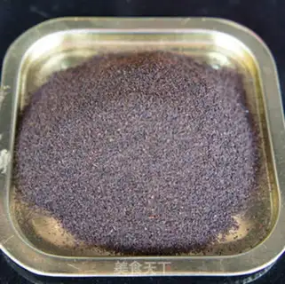 Make Sock milk tea step 1