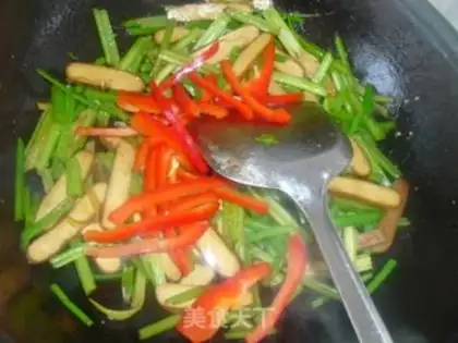 Make Celery fried beans step 7