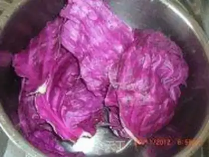Make Three color salad step 1