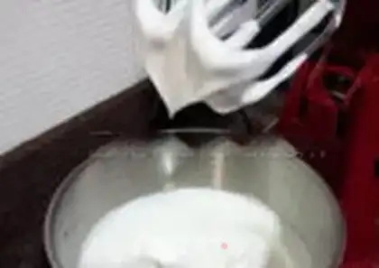 Make Cranberry cheesecake step 7