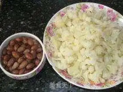 Make Pickles with peanuts step 2