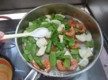Make Dutch soy shrimp step 9