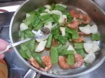 Make Dutch soy shrimp step 10
