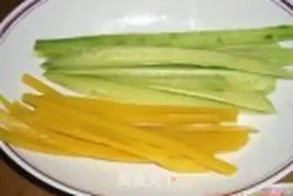 Make Tuna sushi step 3