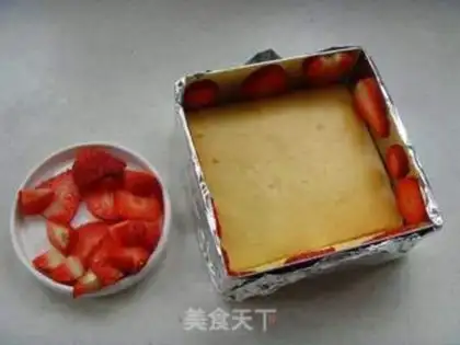 Make Strawberry mousse cake step 9