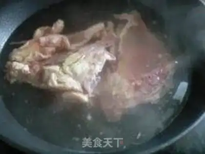 Make Chicken soup tofu pot step 1