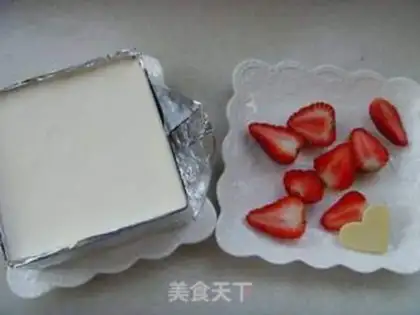 Make Strawberry mousse cake step 15