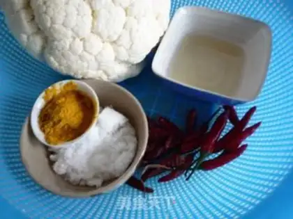 Make curry broccoli step 0