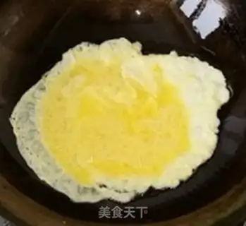 Make Golden fungus fried eggs step 5