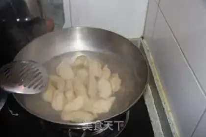 Make Three fresh dumplings step 15