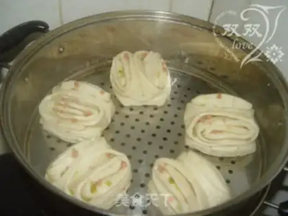 Make Onion ham rolls step 18