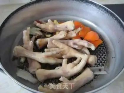 Make Chicken claws with spicy sauce step 6