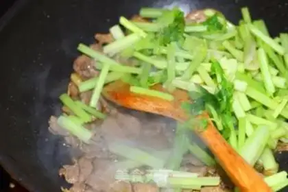 Make Celery fried liver step 4