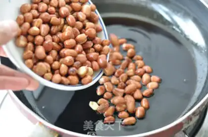 Make Old vinegar peanuts step 9