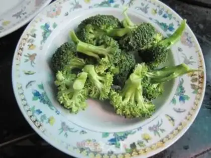 Make Juicy broccoli step 0